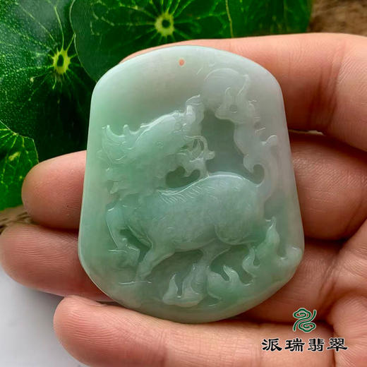 派瑞翡翠 翡翠挂件 糯种 浅绿 商品图2