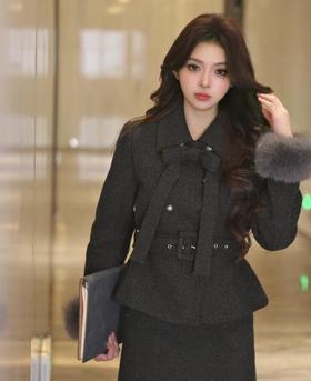 冬季呢绒上下套裙~