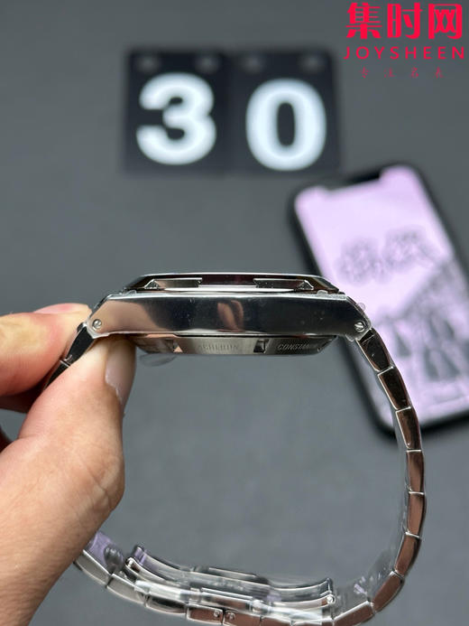 江诗丹顿 Overseas 8F纵横四海计时系列5500V 5520V 熊猫盘 男士腕表 表径42.5mm 升级版V3版 搭载7750改Cal.5200自动上链机械机芯 商品图3