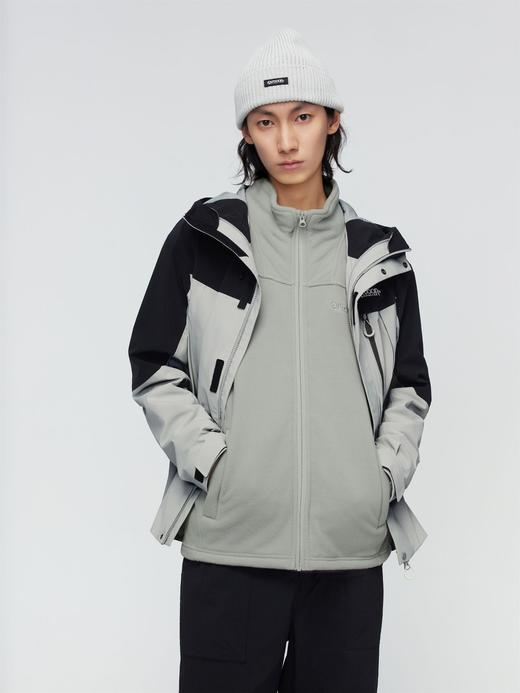 【春上新】【7折】6楼OUTDOOR户外休闲舒适时尚百搭套绒冲锋衣-吊牌价2399元折后价1679元 商品图2