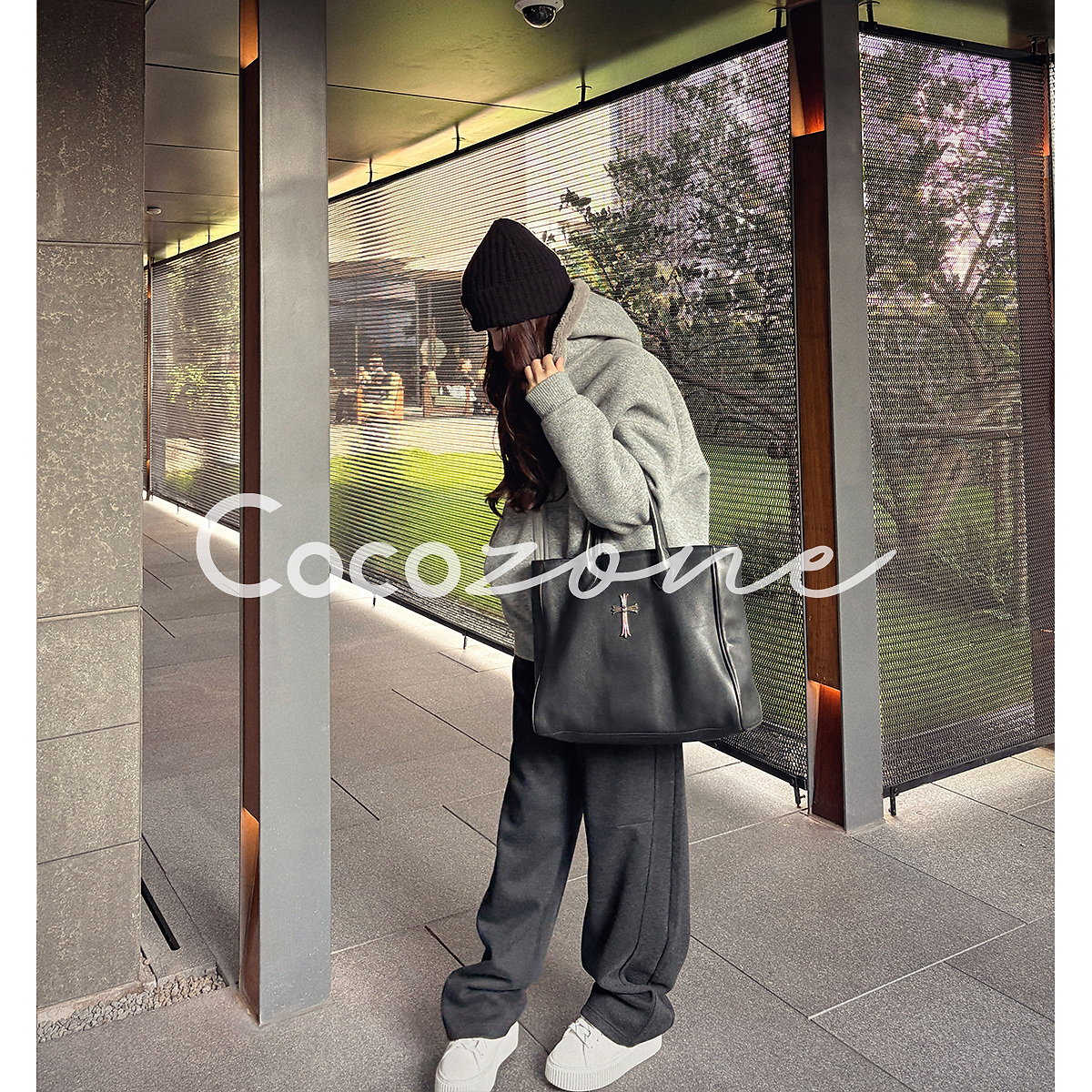 COCO ZONE 刘 一一 “肯豆女孩”羊毛混纺拉链连帽外套 CD1A1690