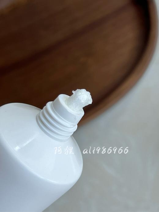 院线氨基酸表活洗面奶，跟SK2的那个一样好用。Dr.WLSKIN+ | 院线护肤版，污垢吸尘式氨基酸洁面洗面奶100ml 商品图2