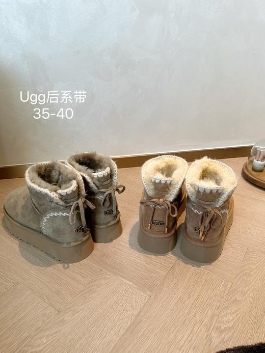 【全球第二好的】UGG后系带雪地靴 谁能想到雪地靴也能这么甜！！ 鞋口那圈毛线设计，直接把少女心拉满 冬天配毛呢裙或牛仔裤都巨搭～ 保暖和颜值同时在线的选手，我先锁死了！ 商品图0