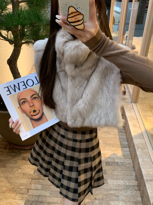 Read Nameless /秋冬格子裙裤+奶茶色皮草披肩 2025/11/17 商品图6