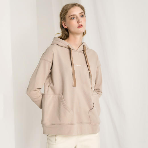 Famecoco范可儿卫衣长袖连帽宽松套头上衣D216BE301 商品图3