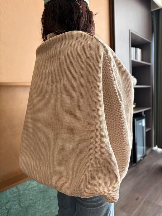 怕冷人有救了‼️ 【盐掌柜升级款发热披肩/盖毯】随身小火炉🔅来自小米生态链和遥遥领先的代工厂🏭既是暖身毯又是电加热披肩 商品图4