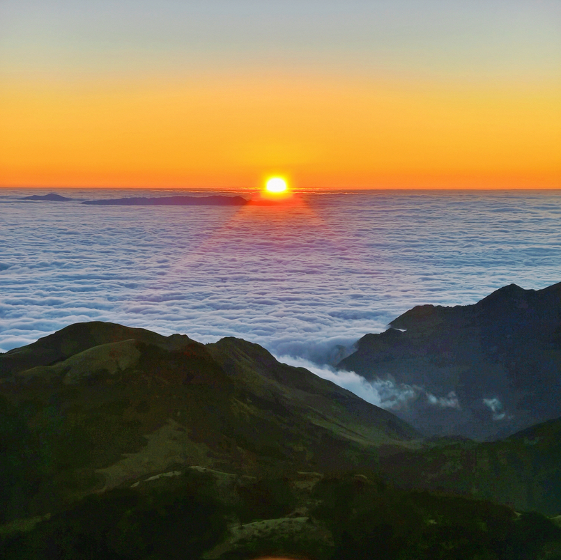 成人徒步｜轿子雪山周末夜爬12.26-12.27/12.27-12.28！穿越星空云海，邂逅日出佛光！昆明十峰计划，雪景森林/日出云海/冰瀑冰湖，禄劝最高峰！
