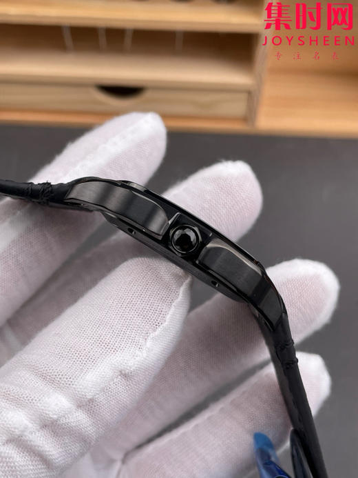 THB卡地亚 山度士镂空系列 男士石英腕表 商品图3