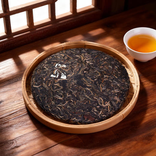 压箱底 正是闯的年纪 2020班章普洱生茶 饼茶 350克 商品图1