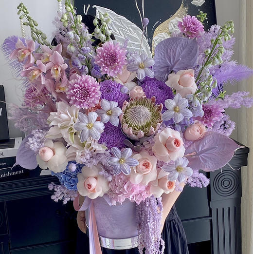 《远山黛》帝王花郁金香大丽花掌薄雾紫抱抱桶 商品图4