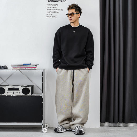 徐太浪【简约字母 通勤休闲】加绒卫衣男秋冬2025新款内搭打底衫 商品图3