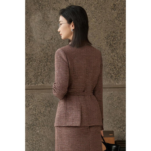 双股奢级混纺 羊毛粗花呢西装外套 透气不软塌的立体骨感 米思阳2025冬新款复古英伦风优雅修身西装外套女5626 商品图4