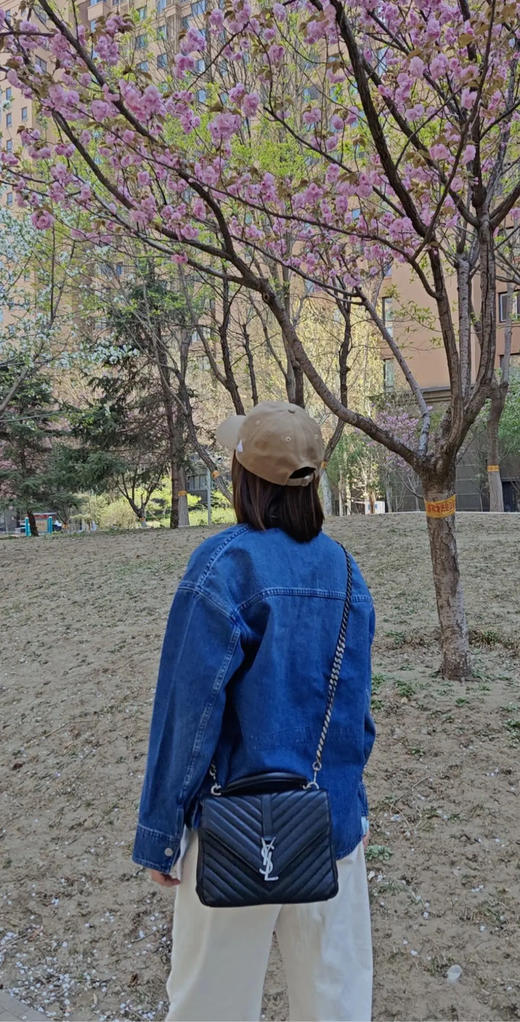 YSL College 黑银 牛皮  V纹 小号 邮差包 商品图4