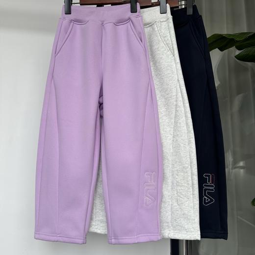 D111736男女宝宝都可以穿立体刺绣logo超显瘦摇粒绒弯刀裤 商品图4