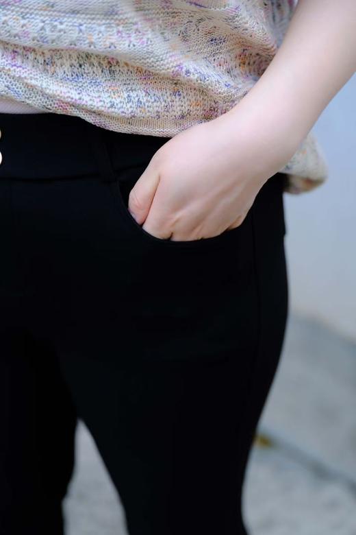 10天发货，花粉福利款！【加绒打底裤】告别冬季臃肿！这条「养生打底裤」保暖显瘦两不误。 牛油果润肤加持，暖从腿起！加绒锁温，面料：94%锦纶，6%氨纶；贴肤内层：94%聚酯纤维，6%氨纶 商品图13