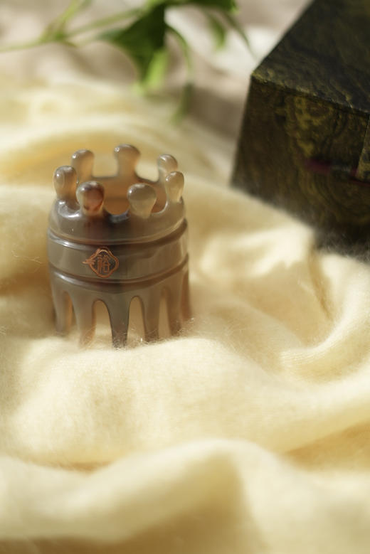 预售不退换|tian然牛角圆筒按摩梳｜独yi无二的yang生艺术品 商品图4