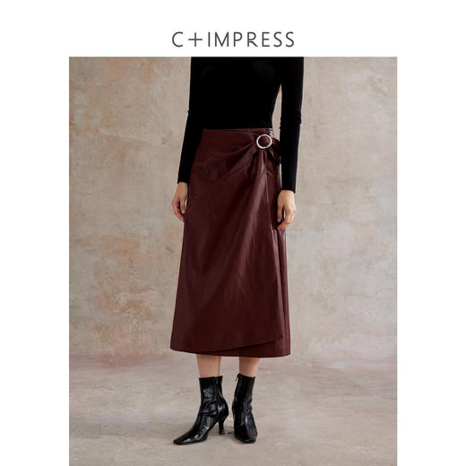 C+IMPRESS西嘉 金属丝蛋白皮 安哥拉红半身裙捏褶不对称PU皮裙冬BQ2504059 商品图1