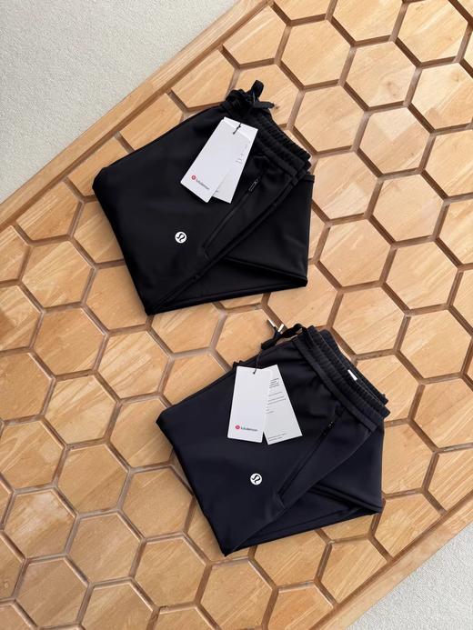 D111714耐磨防刮面料3D立体剪裁软壳加绒裤 商品图1