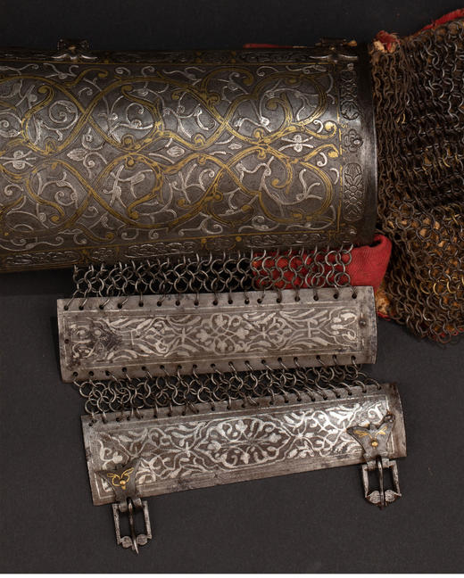 独角鹿西洋古董 1820年波斯卡扎尔时期鋄金银花纹装饰摆件三件套 商品图7