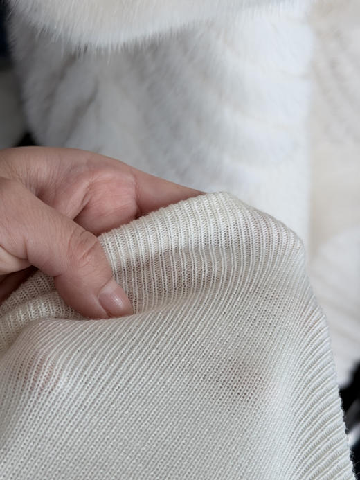 贴身不退换|澳洲美丽诺无缝半高领针织打底衫|可机洗kang皱易打理 商品图3