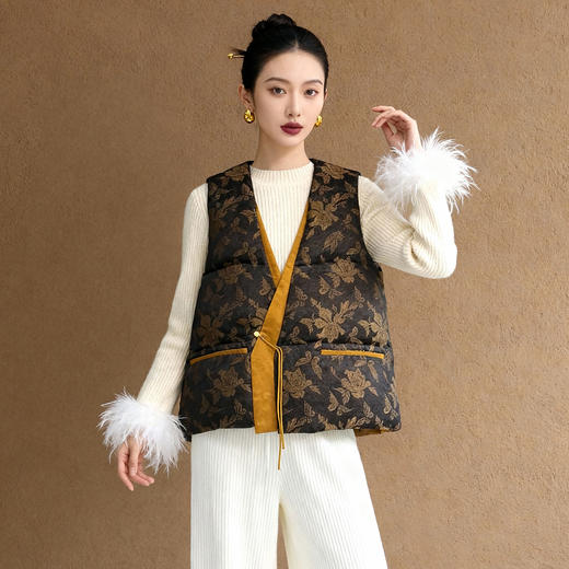 X&F252929P羽绒马甲 商品图0