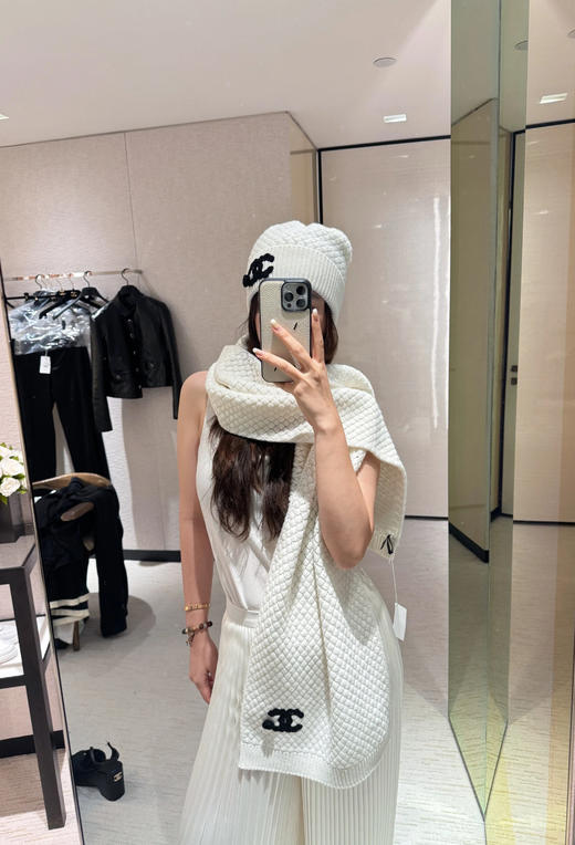 香奈儿 针织套装（冷帽+围巾）（COCO） 商品图2
