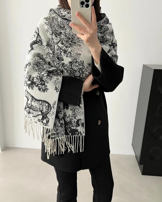 迪奥 新款 动物园印花围巾（DSX） 商品图8