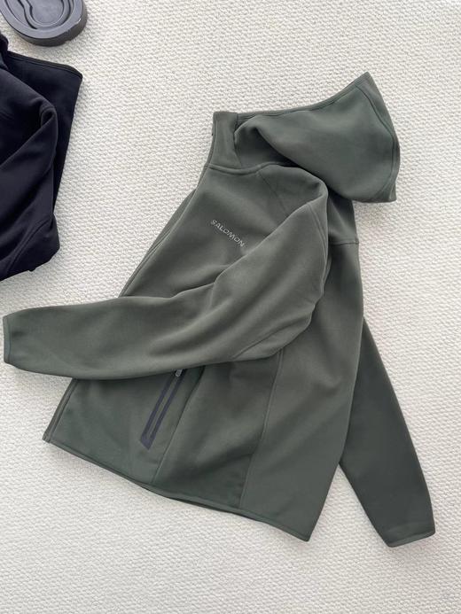 D111715户外男款防风防水连帽软壳加绒茄克外套 商品图3