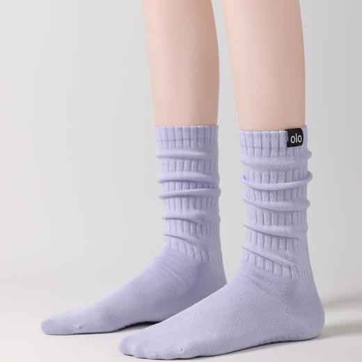 2双装无骨瑜伽袜~潮流OLO布标设计  定染奶油色系 个性扭扭工艺、可堆堆可拉直 脚底点胶防滑工艺 室内瑜伽、户外运动必备单品 商品图5