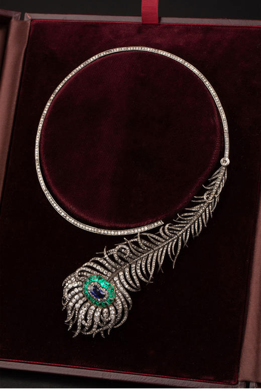 独角鹿西洋古董 1883法国设计出品俄罗斯大公定制款金银叠打镶嵌蓝宝石祖母绿及钻石「孔雀羽毛」项链 商品图1