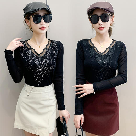 KQL 461H8016性感蕾丝镂空烫钻网纱长袖大码修身显瘦打底衫 商品图3