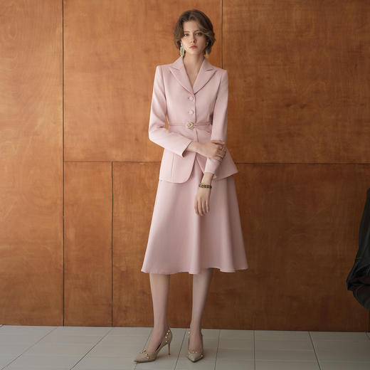 IWY/气质粉色西装套装裙女收腰显瘦主持人上镜正装职业装工作服CS2051 商品图4