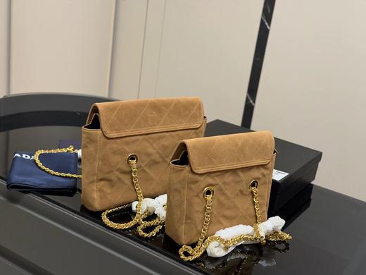 D111720菱格绗缝大容量单肩斜挎麂皮降落伞包 商品图10