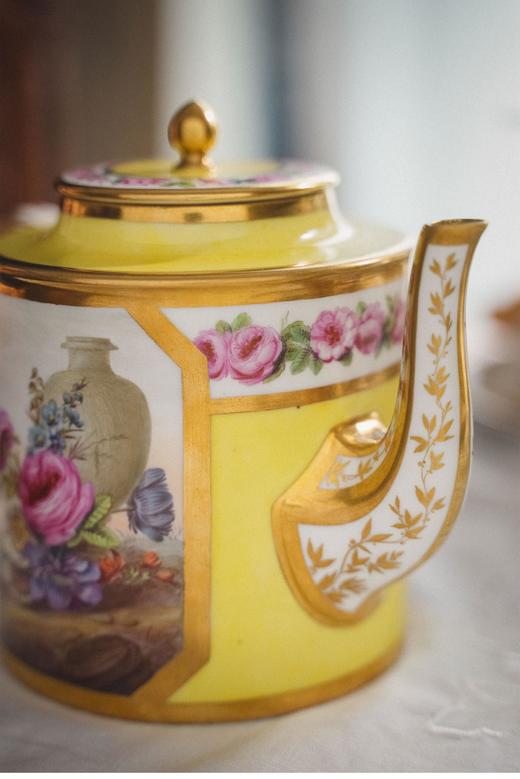 【已售】独角鹿西洋古董 18世纪末19世纪初法国出品手绘描金花卉主题彩绘咖啡壶 商品图4