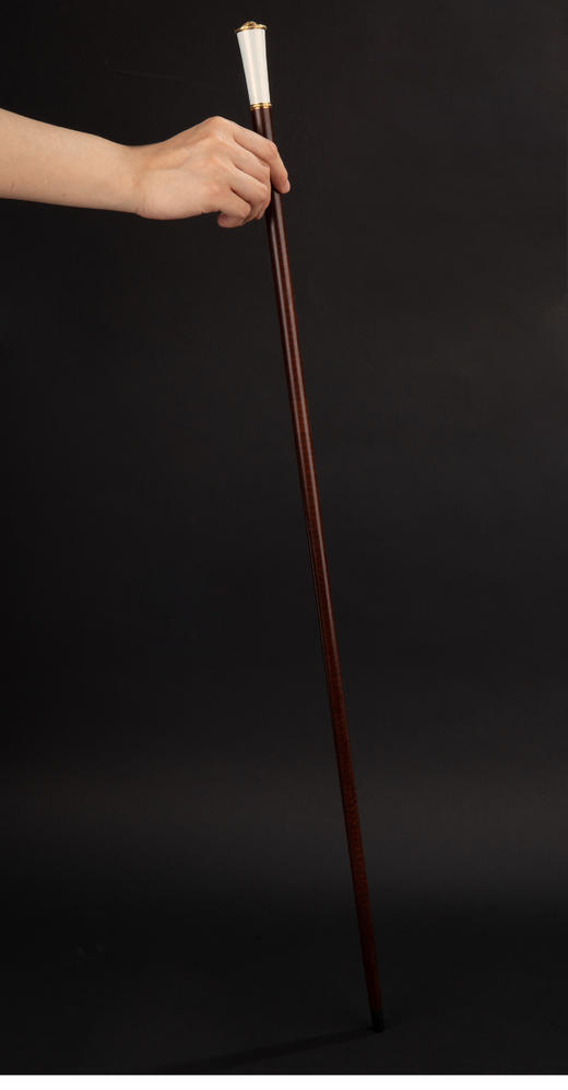 独角鹿西洋古董 1900年代英国出品黄金装饰白色玑镂珐琅嵌蓝宝石及海水珍珠古董手杖 商品图1