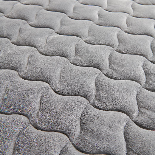 多喜爱 格瑞煦暖舒压垫【5CM立高】【双层填充】【高克重煦暖绒】科学分层 多孔透气 蓄热保暖 商品图8