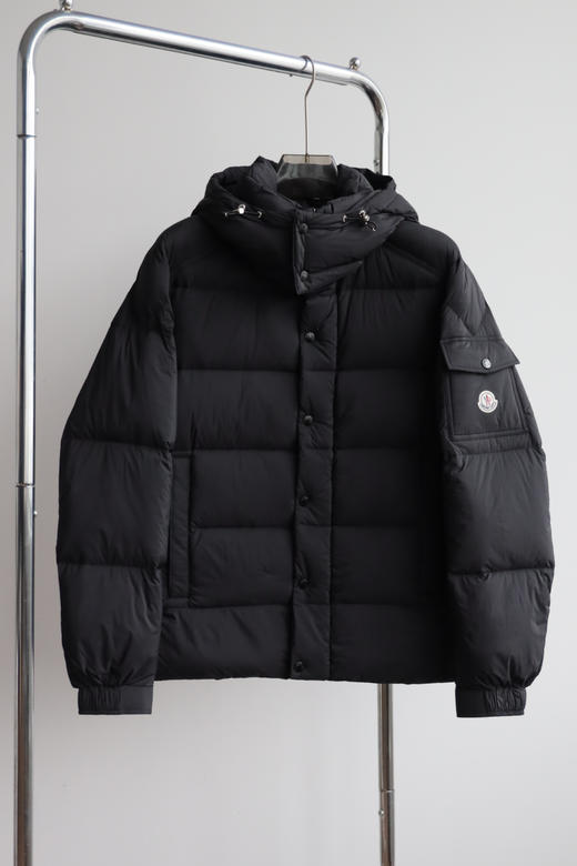 M0nc1er 雾面短馬雅 可拆卸连帽羽绒服 YR184 商品图3