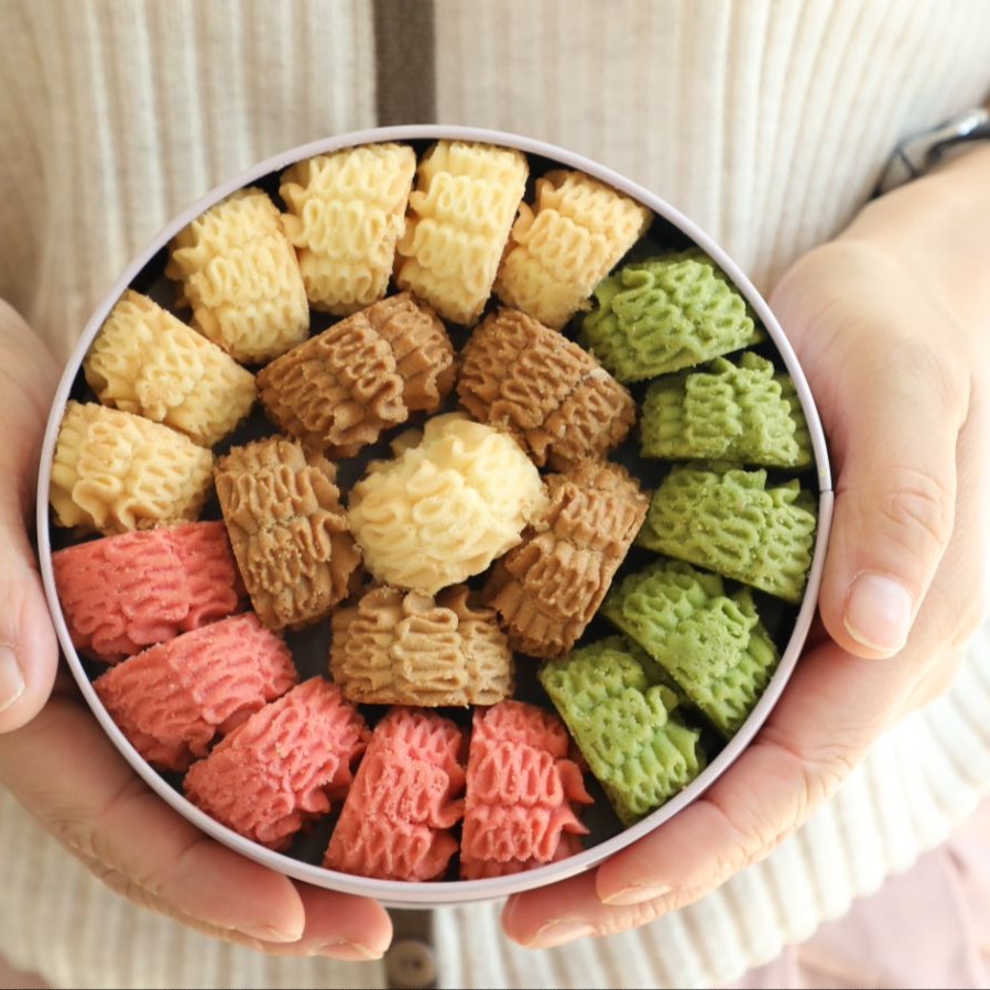 【斌哥优选】珍妮黄油曲奇。一口一个，方便不掉渣，入口即化。就是幸福在嘴里大爆炸