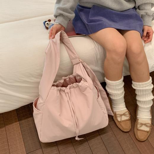 U家同款大容量慵懒风“蓬蓬”包 商品图3