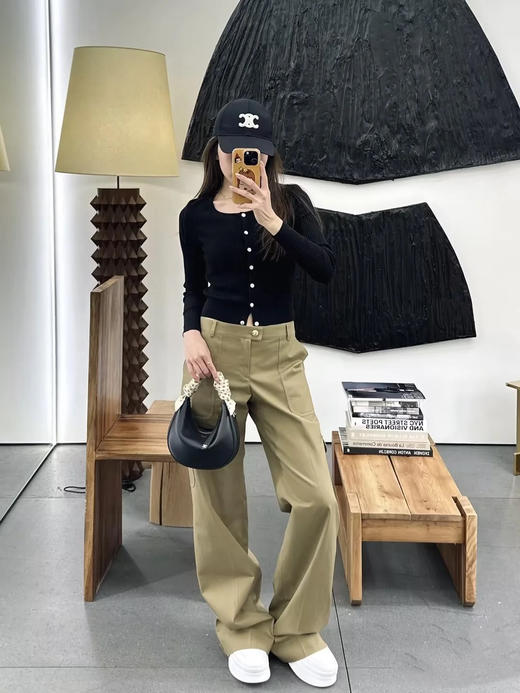 赛琳 25秋冬新款 黑色经典针织开衫(TM) 商品图2