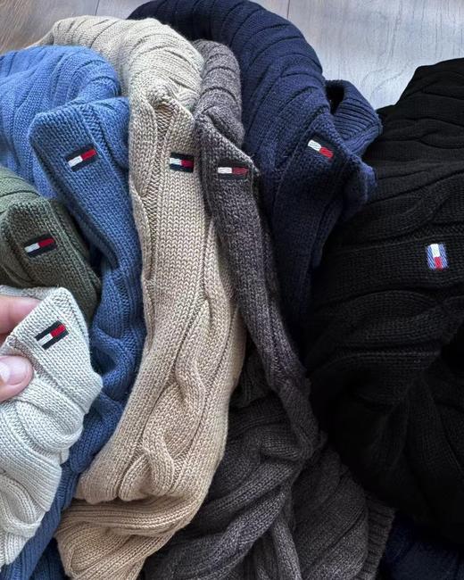 D111729男款秋冬精典款加厚七色绞花圆领毛衣 商品图11