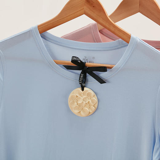 空气清新家用衣柜橱柜车载香膏 石膏香挂 锦簇凝香 商品图3