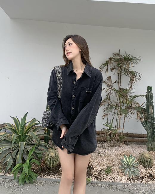 谱拉达口袋三角标牛仔外套 经典款黑色 商品图0