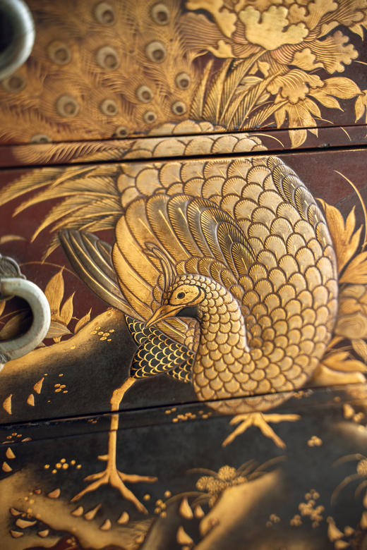 独角鹿西洋古董19世纪日本明治时期出品东方孔雀花蝶主题木胎金漆莳绘多层边柜 商品图7