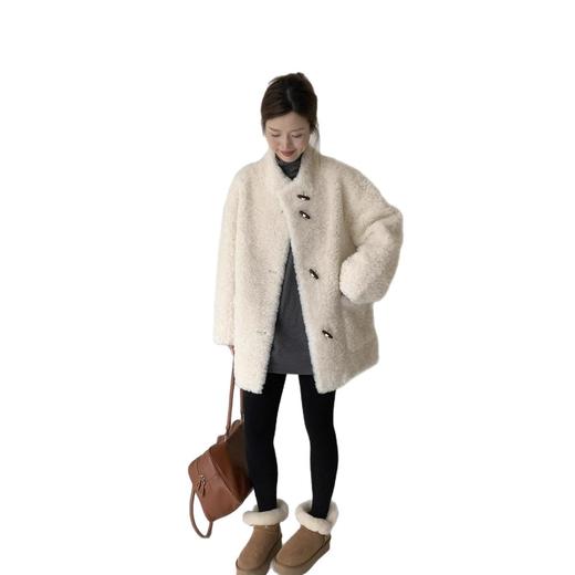 丁摩 100绵羊羔毛牛角扣冬季新皮毛一体皮草外套 商品图4