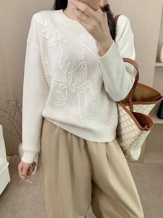 Gesamy格桑米前片绣花圆领毛衣25W-2568 商品图7