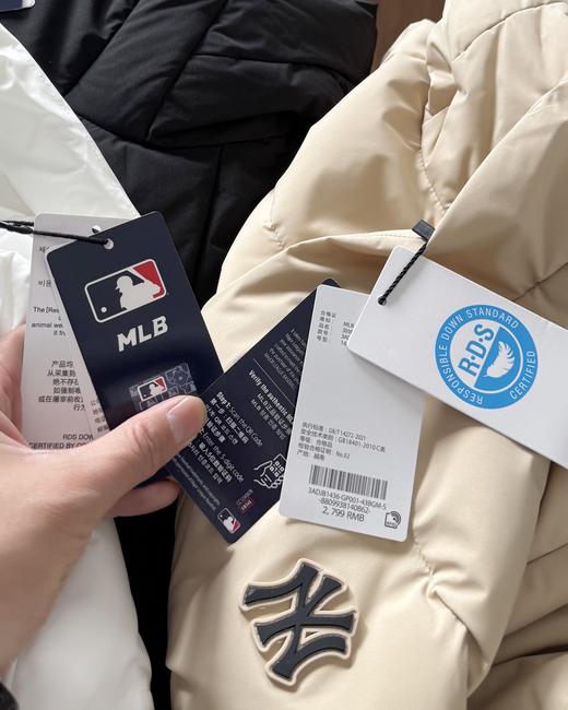 D111728冬季后背胶印logo三色情侣款羽绒服外套 商品图11