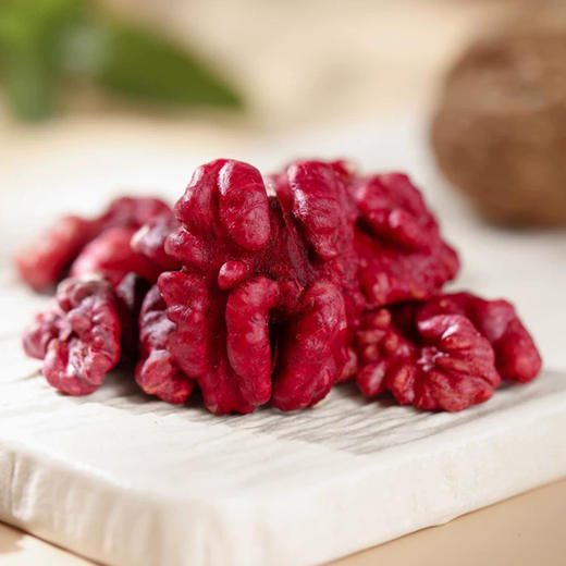 云南红衣核桃 100g/袋*3袋+赠核桃夹   A-5702（效期26-10） 商品图6