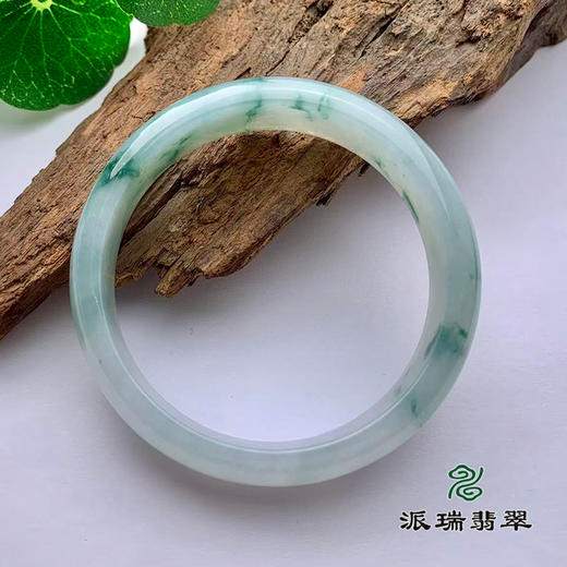 派瑞翡翠 翡翠手镯 糯冰 浅绿 商品图1