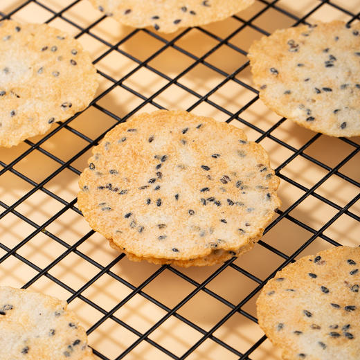 【99元任选10件】轻养薯片  非油炸 更健康 口感醇香 100g*1罐 商品图7